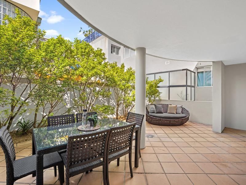 3/15 Oaks Avenue, Dee Why NSW 2099, Image 2