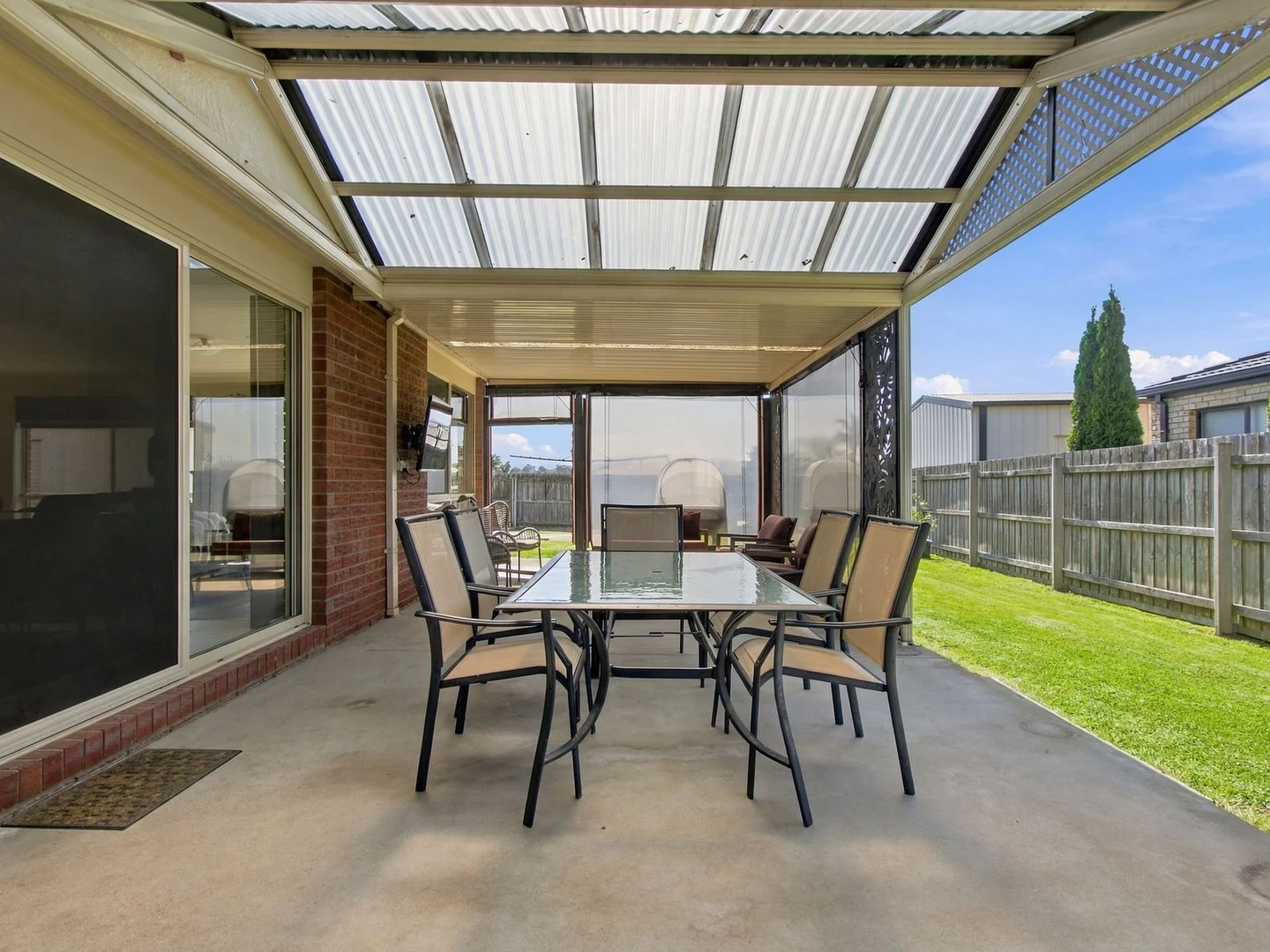 22 Sundale Road, Traralgon VIC — StMate