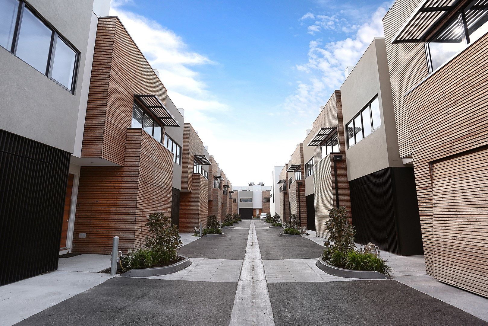 3 bedrooms Townhouse in 2 Amelia Street BRUNSWICK VIC, 3056
