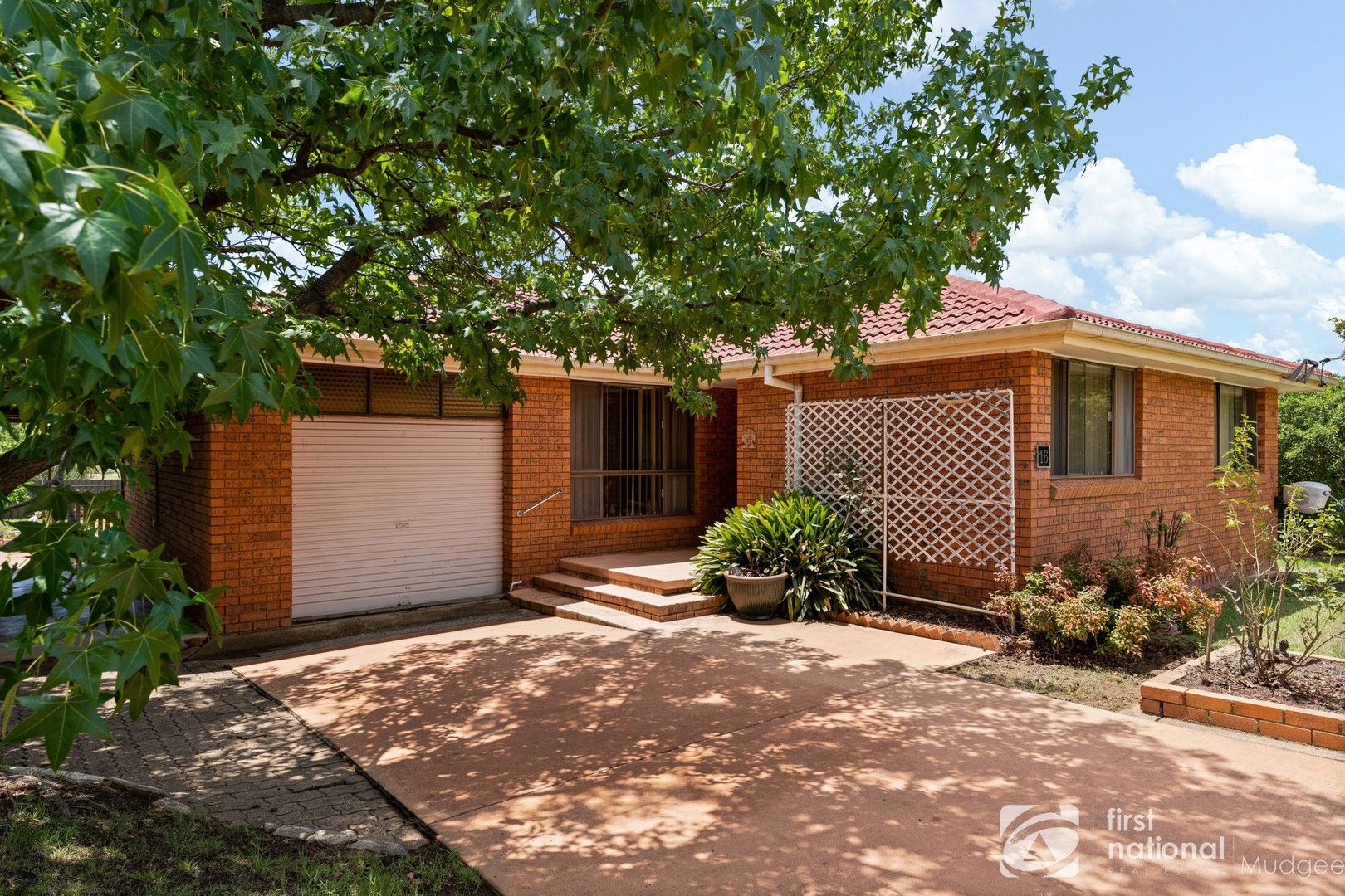 4 bedrooms House in 16 Trefusis MUDGEE NSW, 2850