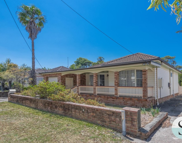 11 Pacific Highway, Blacksmiths NSW 2281