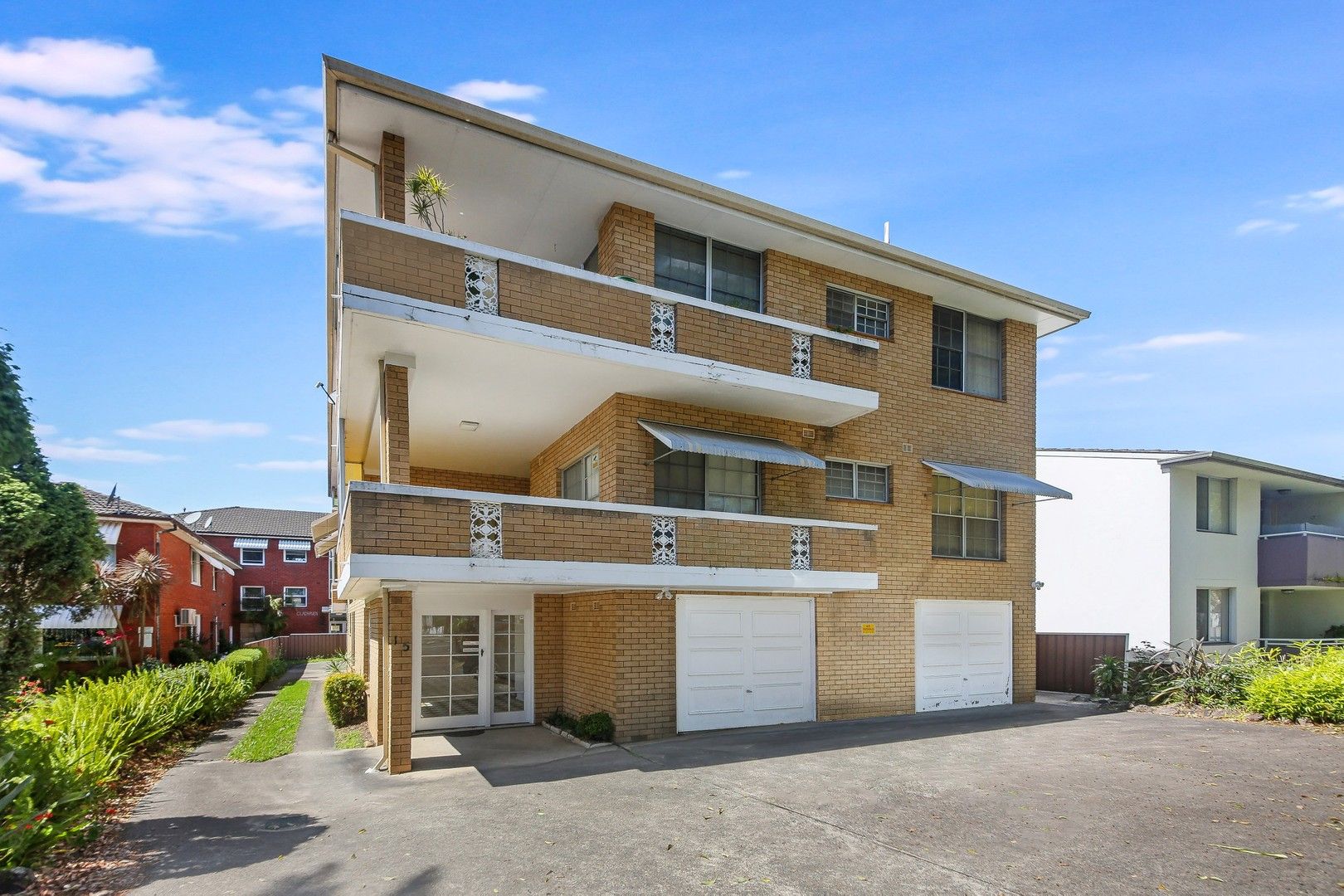 3 bedrooms Apartment / Unit / Flat in 2/15 Gladstone Street BEXLEY NSW, 2207