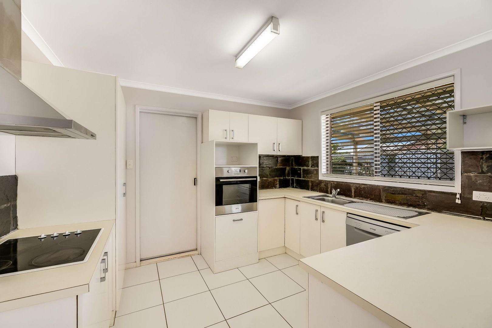 19 Bamboo Court, Darling Heights QLD 4350, Image 1