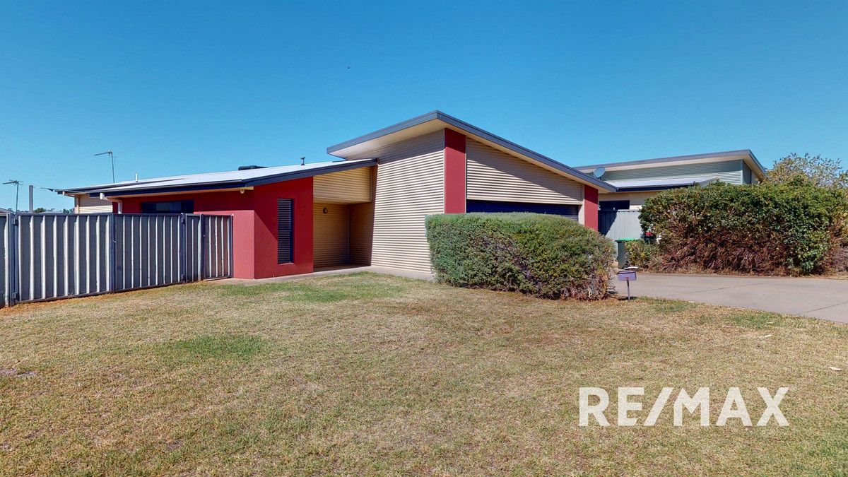 3 bedrooms House in 5 Adams Street JUNEE NSW, 2663