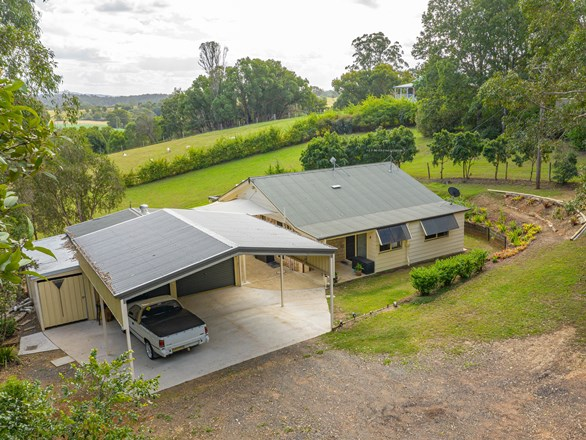 3 Grecian Bends Road, Greens Creek QLD 4570