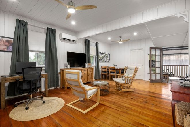 93 South Station Road Silkstone 4304 - Image 4