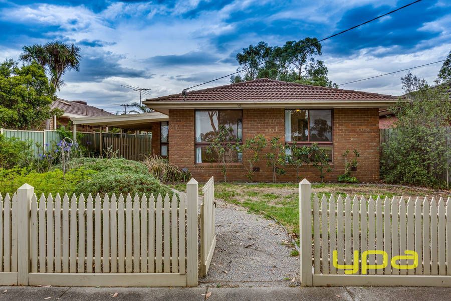 24 Learmonth Street, Sunbury VIC 3429