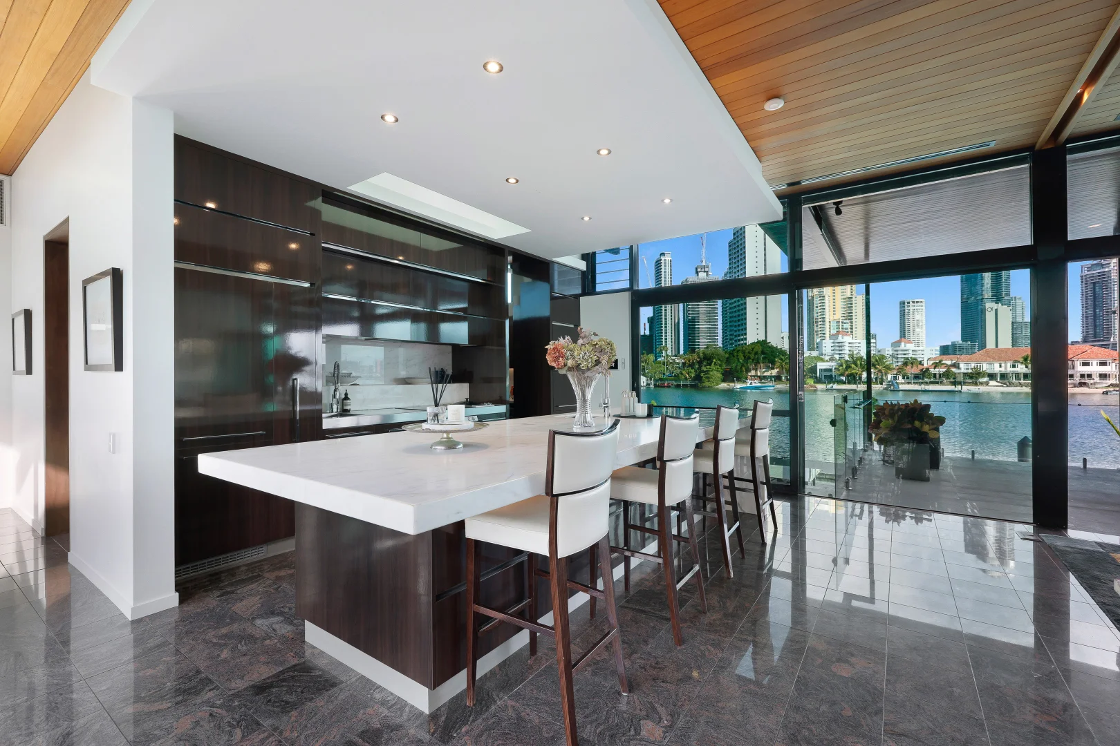 Additional image 15 of 22 Admiralty Drive, Paradise Waters QLD 4217