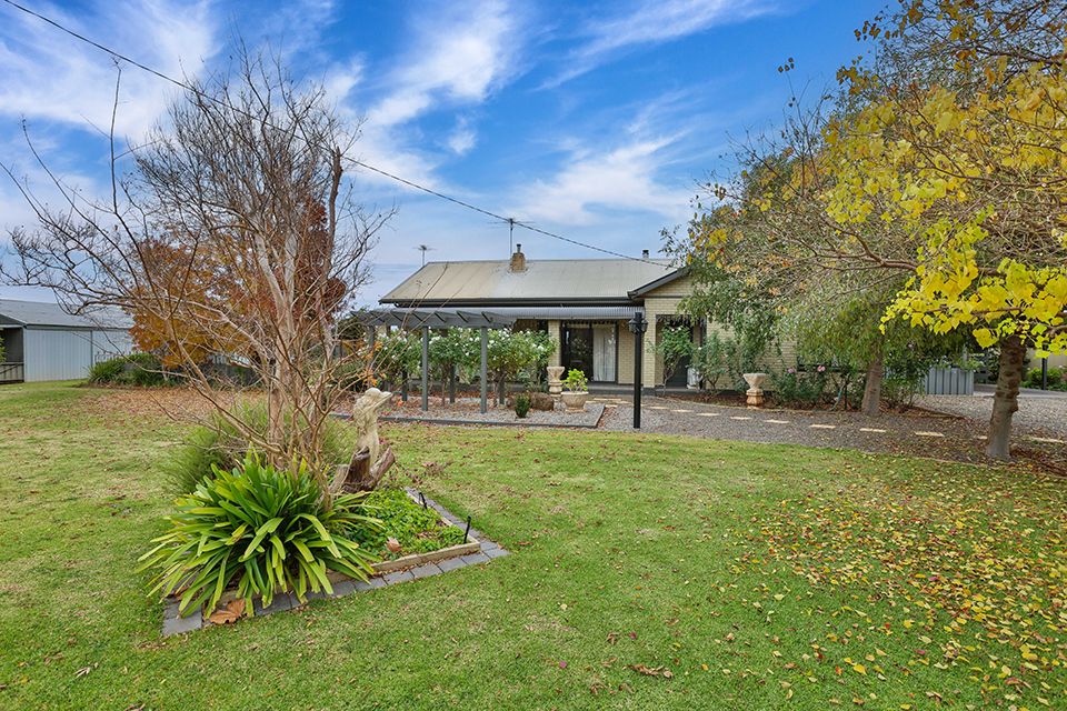 118 McKays Road, Birdwoodton VIC 3505, Image 0