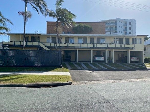 2 bedrooms House in 1/5 Moreton Parade KINGS BEACH QLD, 4551