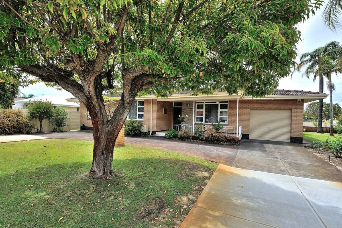 3 bedrooms House in 119 Halvorson Road MORLEY WA, 6062