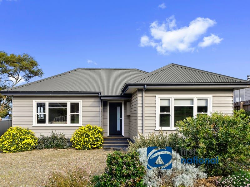 3 Woodlands Avenue, Apollo Bay VIC 3233, Image 0