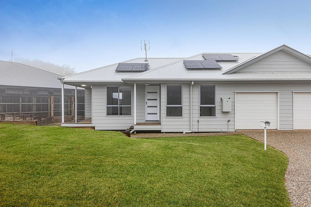 1/12 Abbey Street, Cranley QLD 4350