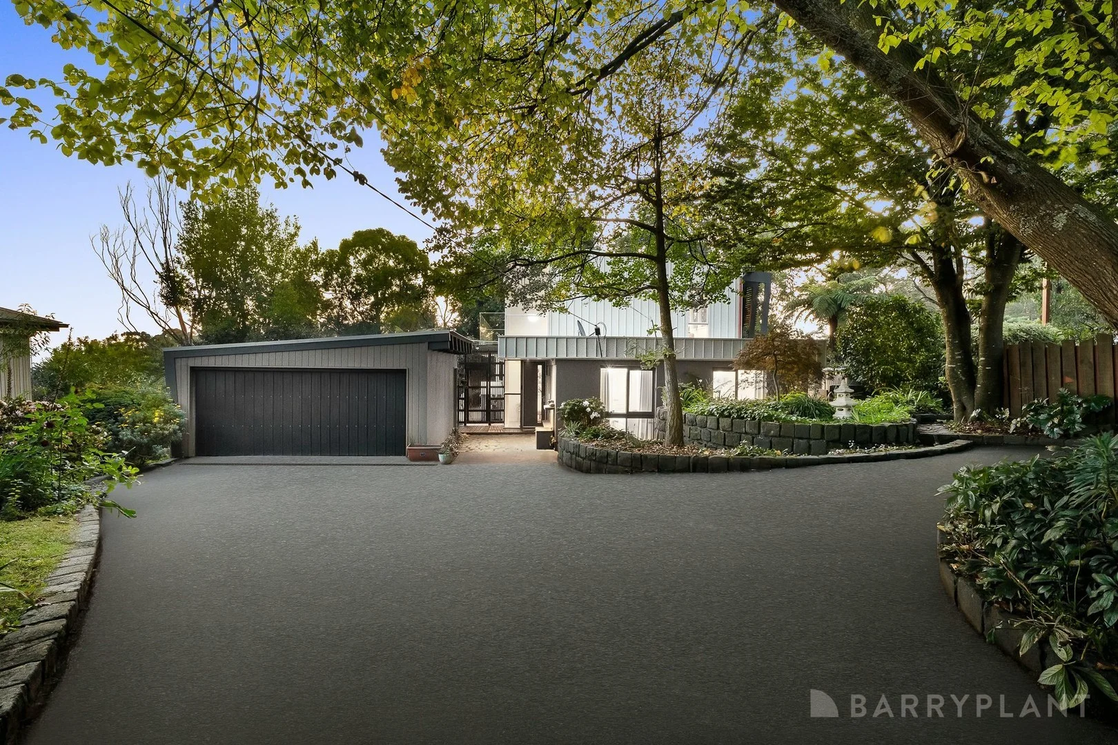 12 Bayview Road, Emerald VIC 3782