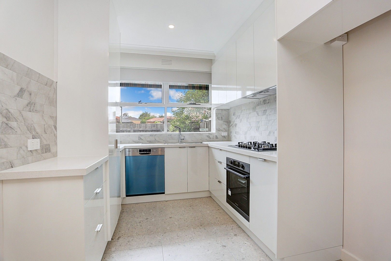 2 bedrooms Apartment / Unit / Flat in 5/83 Mackie Road MULGRAVE VIC, 3170