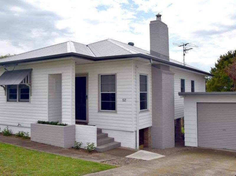 2 bedrooms House in 52 Brisbane Street EAST MAITLAND NSW, 2323