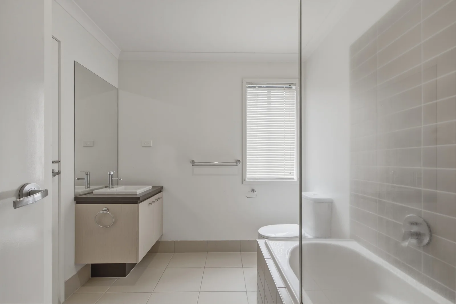 Additional image 9 of 33 Woondella Boulevard, Sale VIC 3850