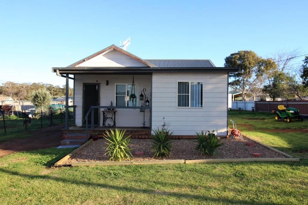 26 Yarrow Street, Dunedoo NSW 2844, Image 0