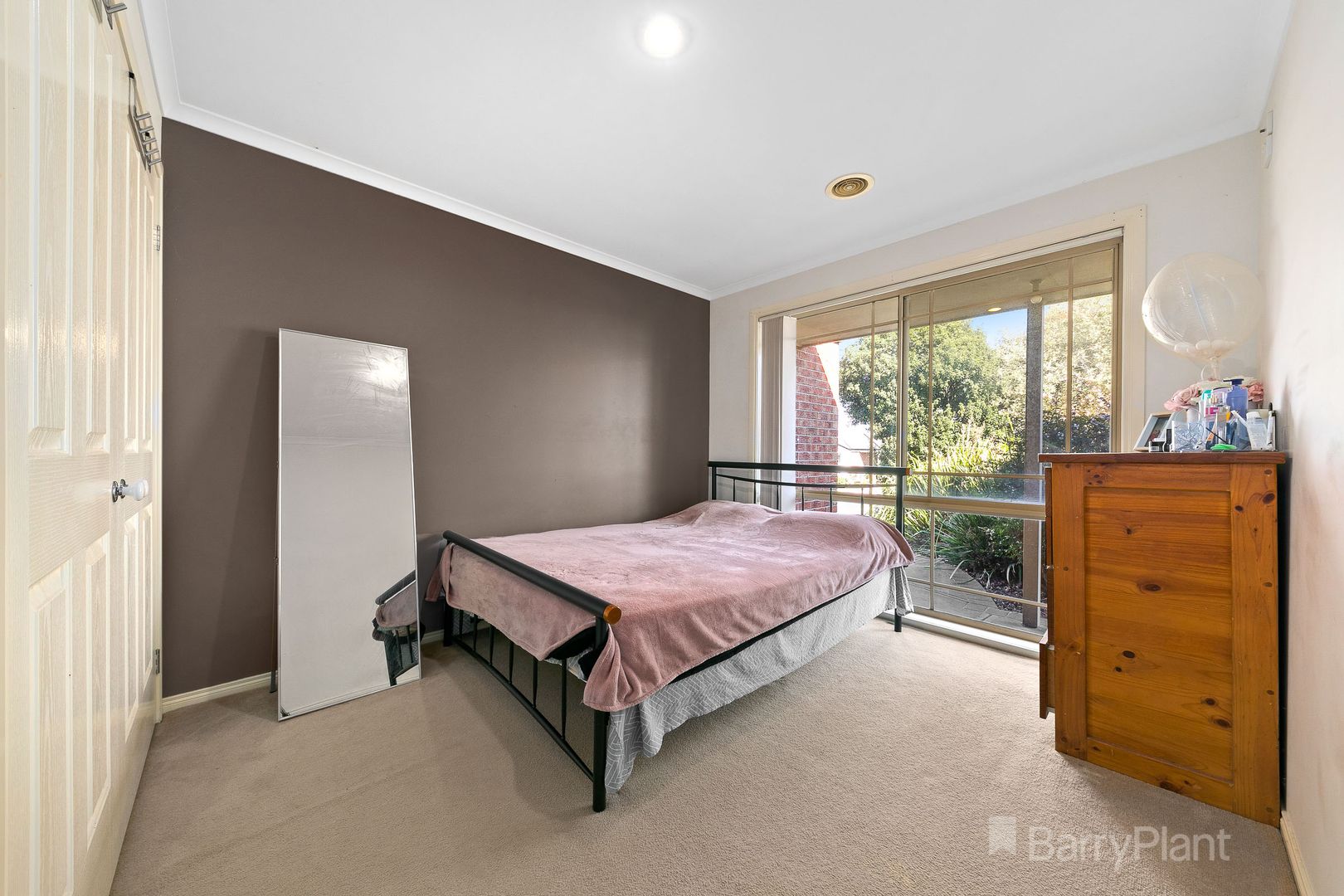 18 Carly Close, Narre Warren South VIC 3805, Image 2