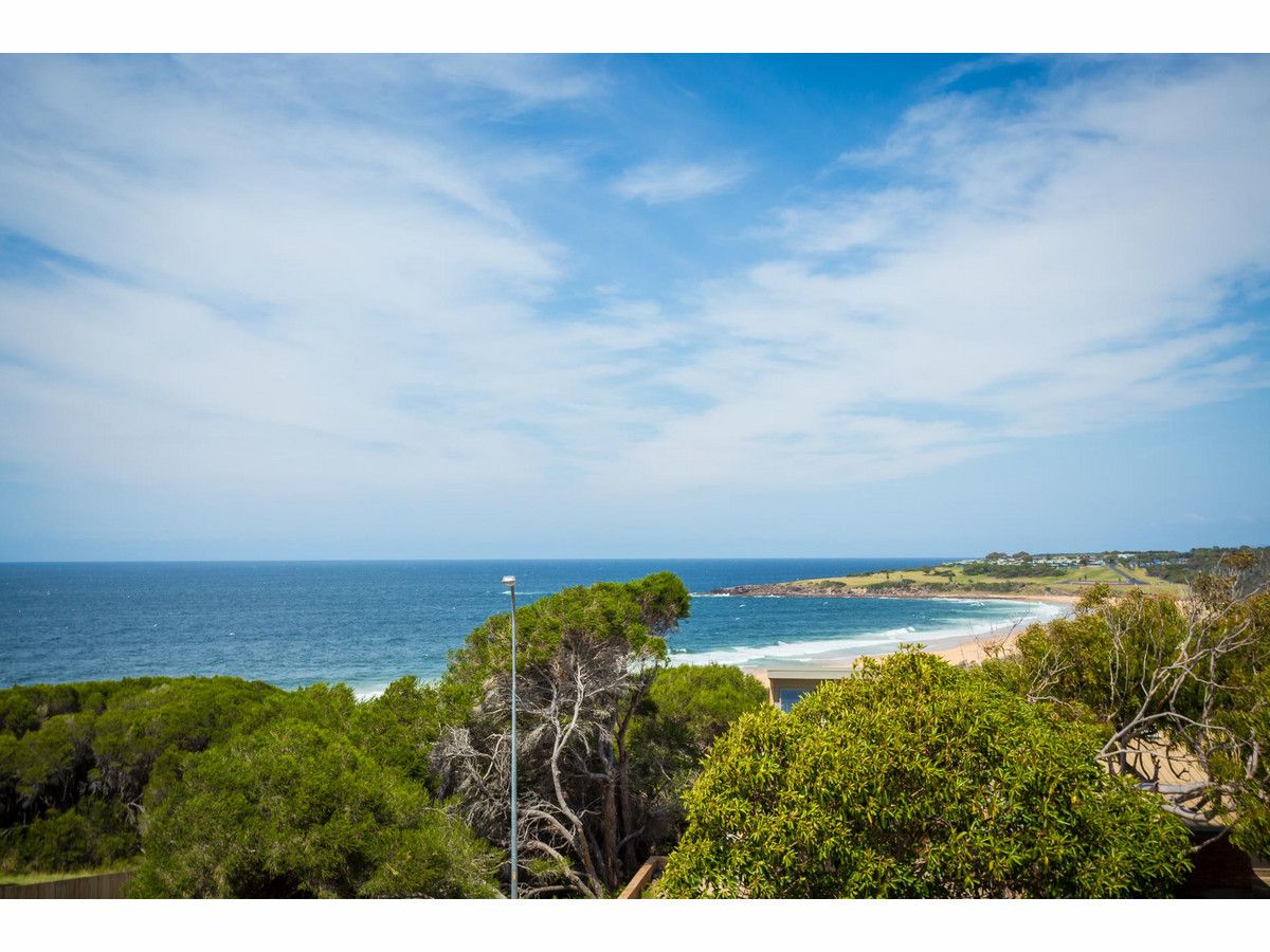 31 Surf Circle, Tura Beach NSW 2548, Image 2