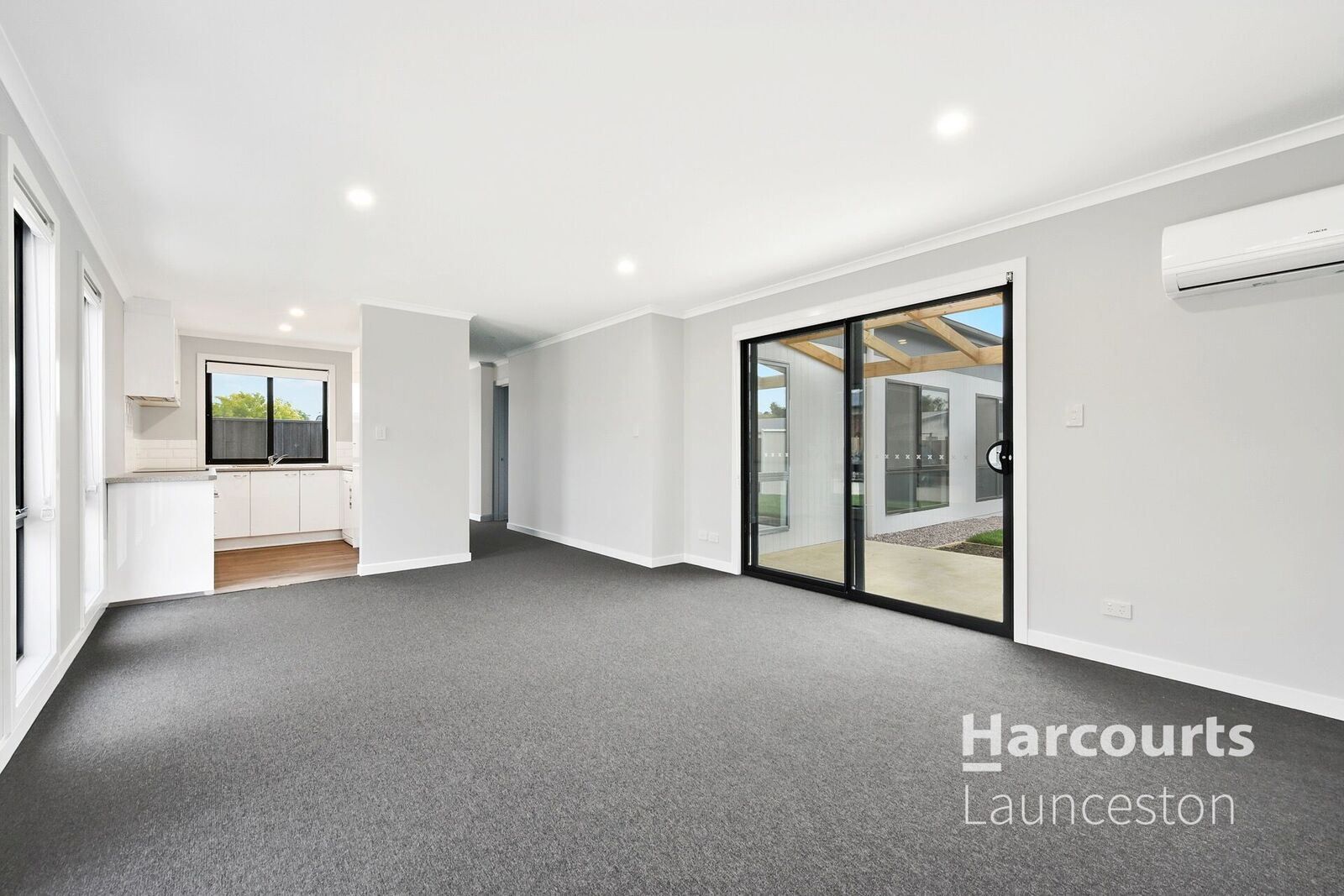 21/16 Barton Street, Mowbray TAS 7248, Image 1