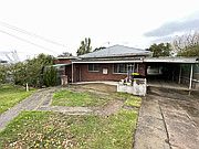 3 bedrooms House in 10 Kirk Avenue TUMUT NSW, 2720