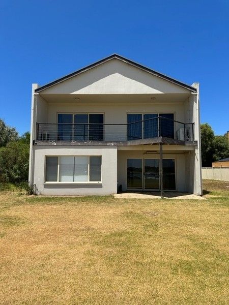 5 bedrooms House in 70 Arcadia Avenue HINDMARSH ISLAND SA, 5214