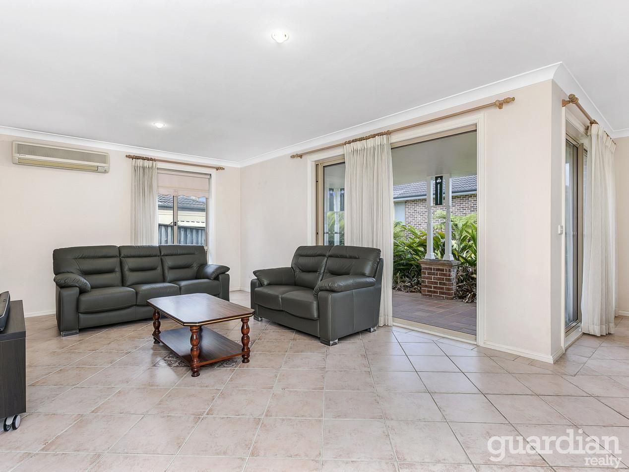 12 Ravensbourne Circuit, Dural NSW 2158, Image 2