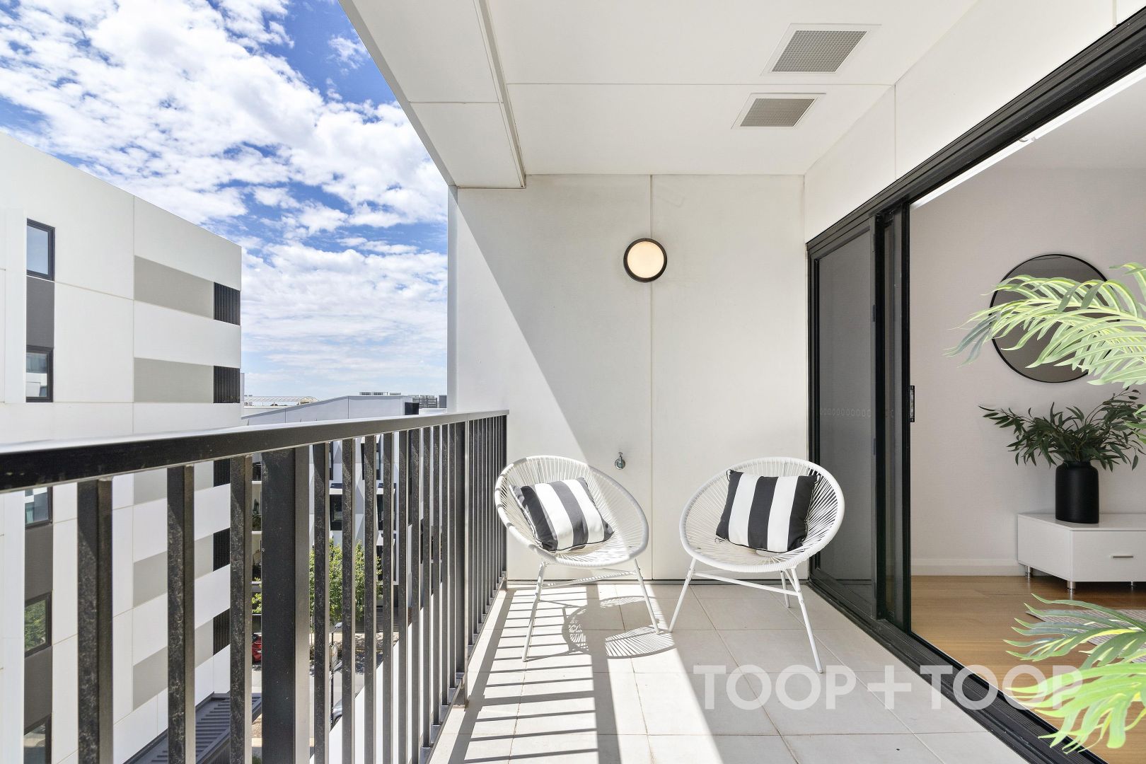 507/4 Fifth Street, Bowden SA 5007, Image 2