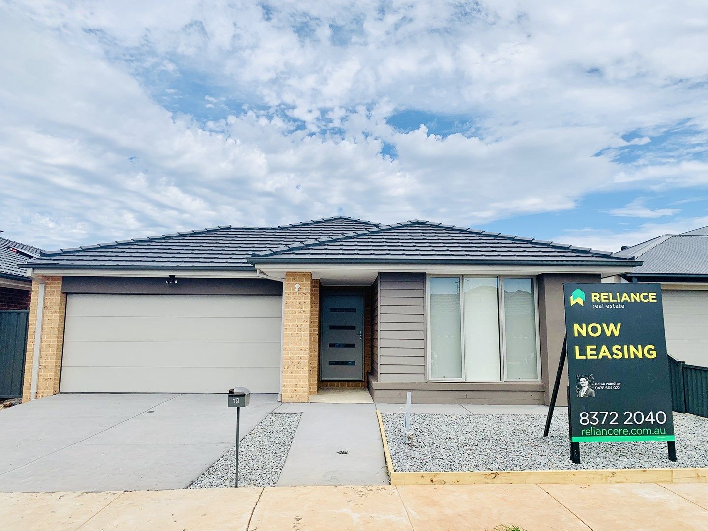 19 Bellview Drive, Rockbank VIC 3335 - House For Rent | Domain