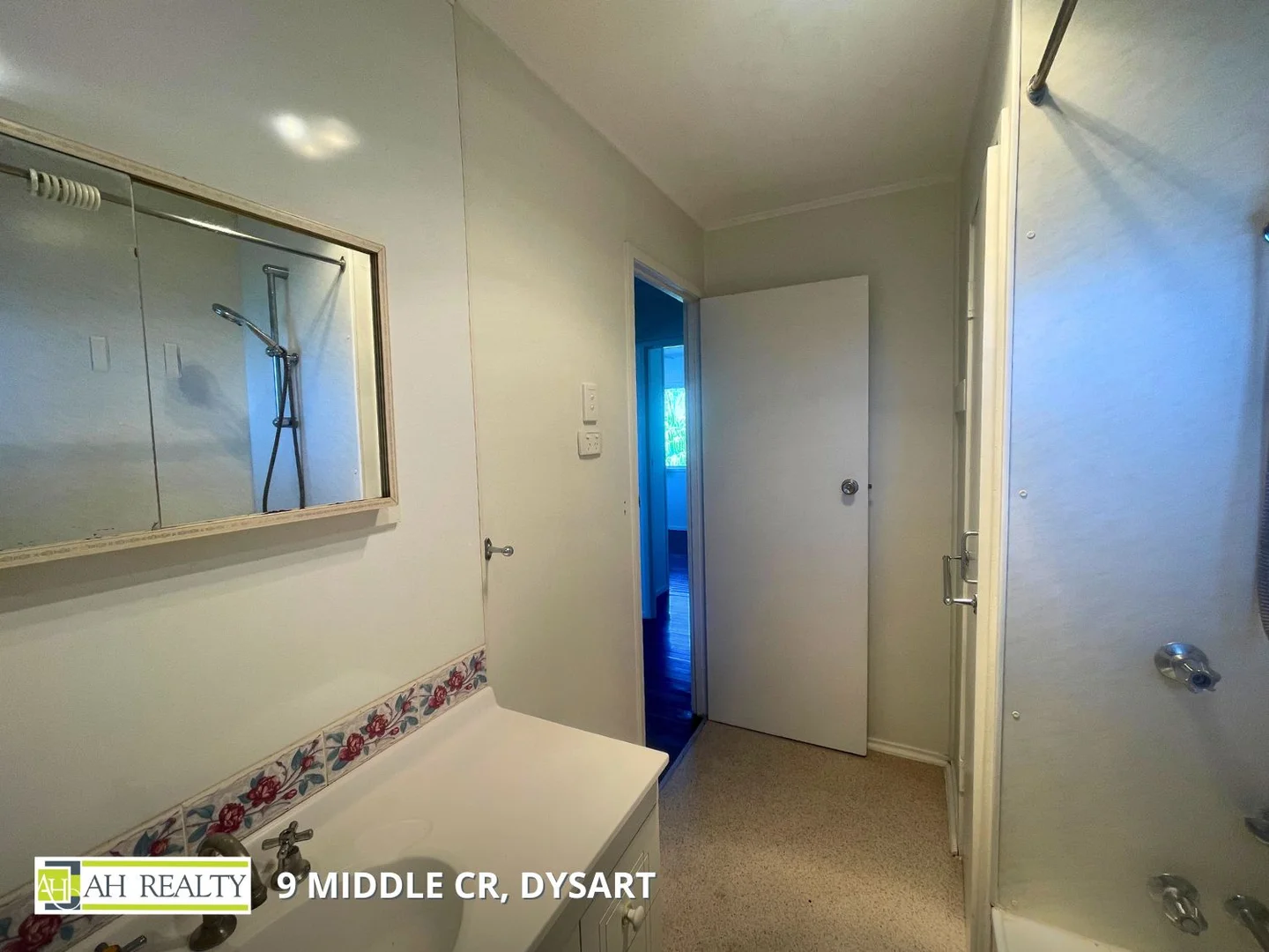 Additional image 16 of 9 Middle Crescent, Dysart QLD 4745