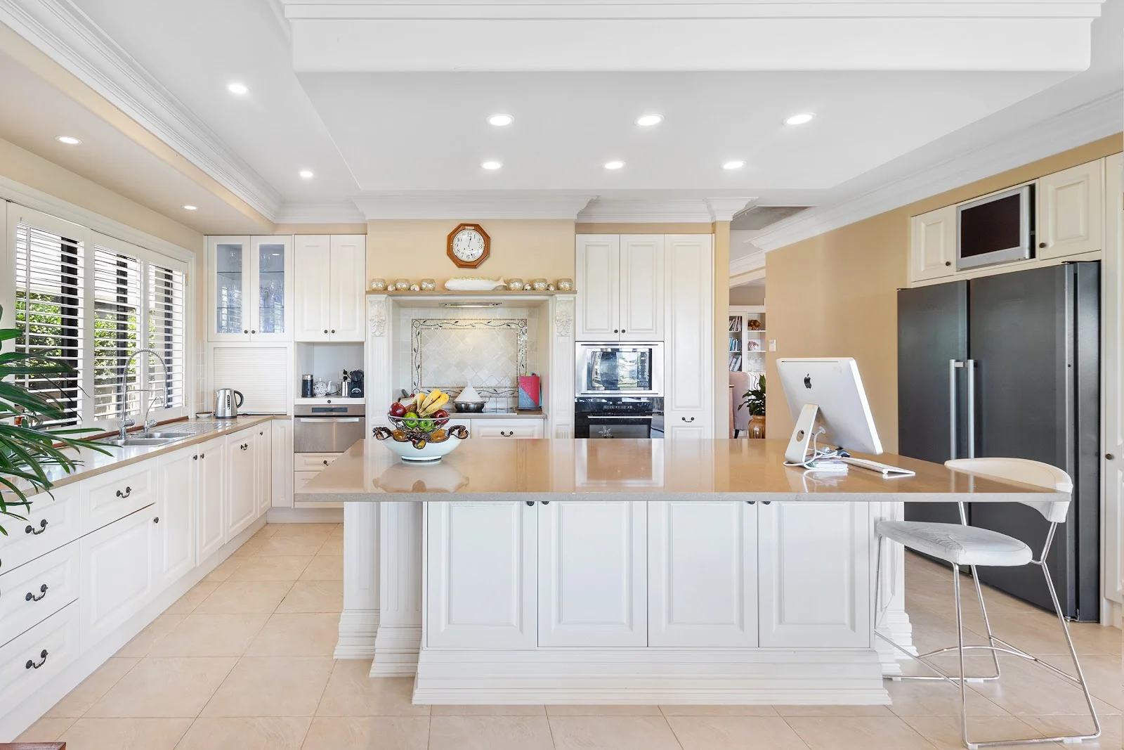 Additional image 19 of 6 Chantilly Close, Benowa QLD 4217