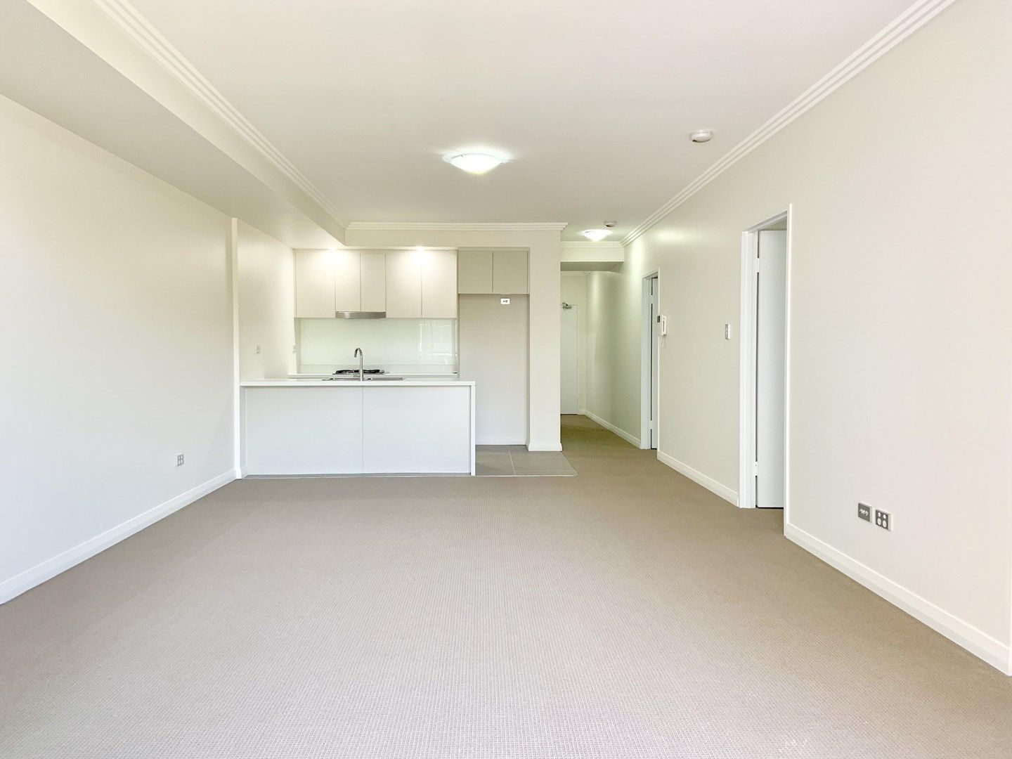 3 bedrooms Apartment / Unit / Flat in J314/81-86 Courallie Ave HOMEBUSH WEST NSW, 2140