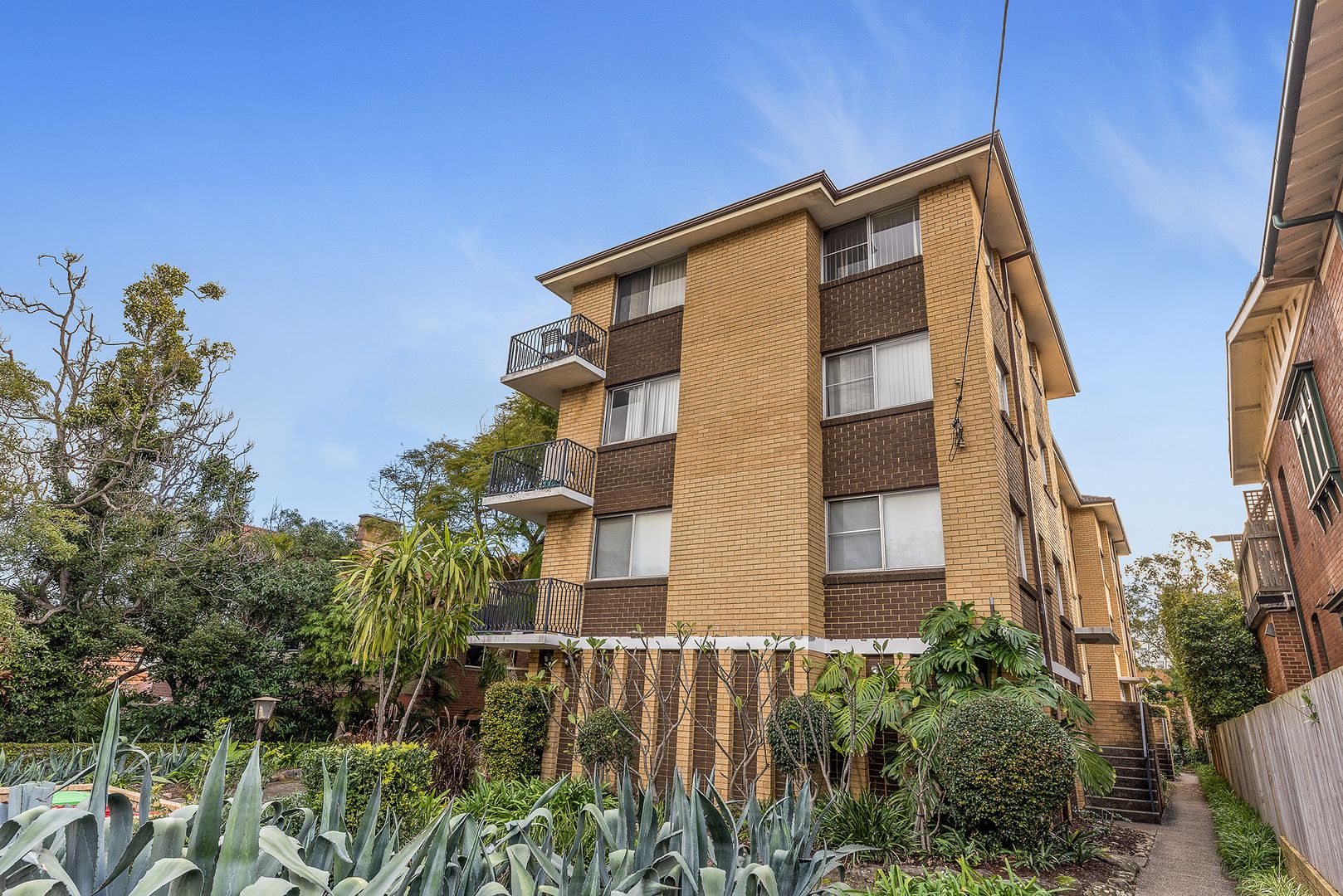 12/126 Ben Boyd Road, Neutral Bay Property History & Address Research