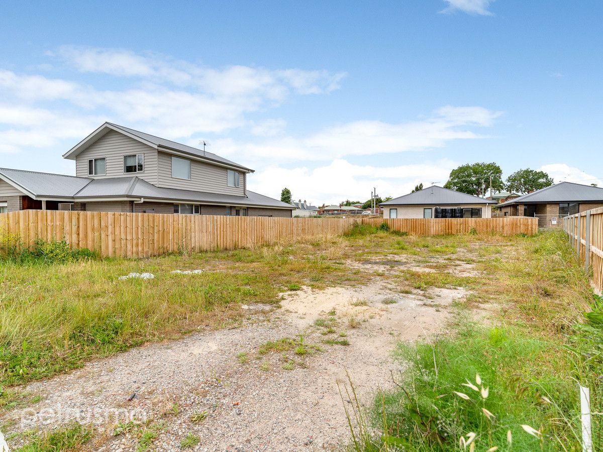31 Dowding Crescent, New Town TAS 7008, Image 2