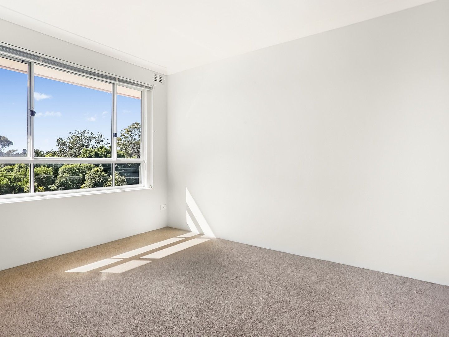 2 bedrooms Apartment / Unit / Flat in 15/246 Buffalo Road RYDE NSW, 2112