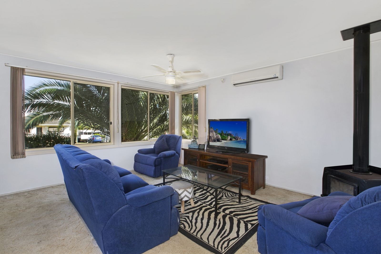 130 Waminda Avenue, Campbelltown NSW 2560, Image 2