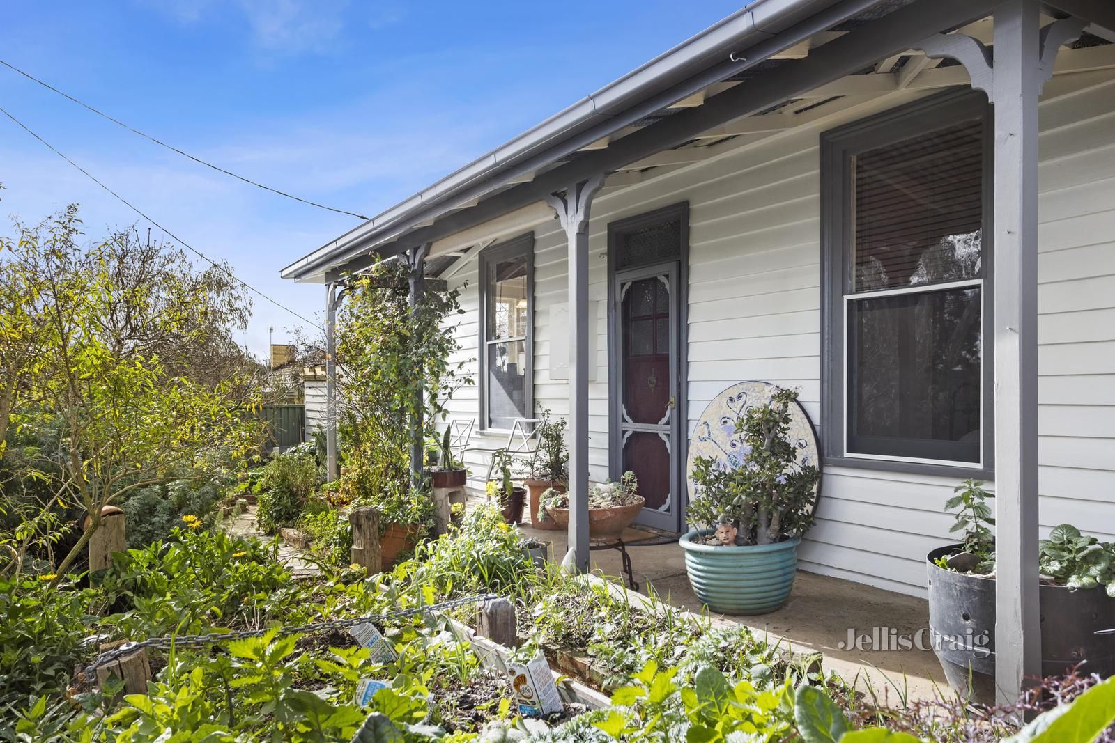 3 bedrooms House in 192 Hargraves Street CASTLEMAINE VIC, 3450