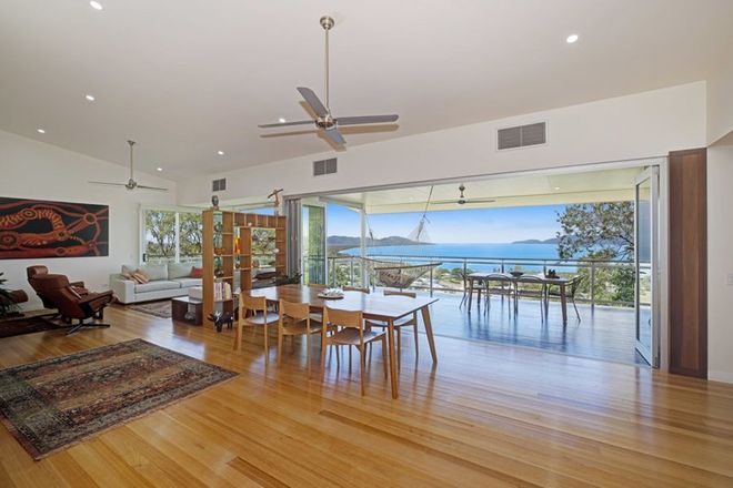 Picture of 4 Seaview Court, CASTLE HILL QLD 4810