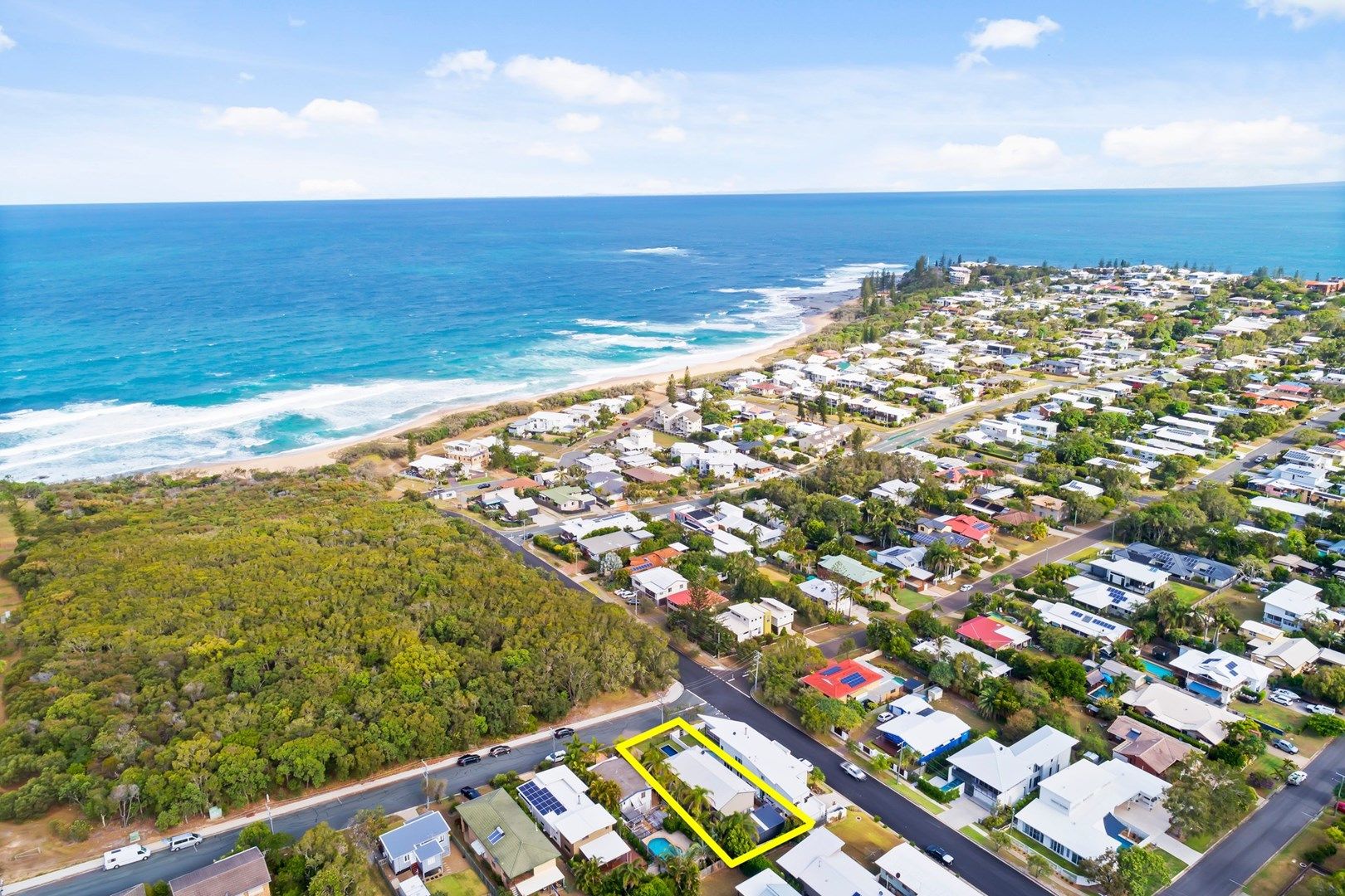 16 Street, Moffat Beach Property History & Address Research