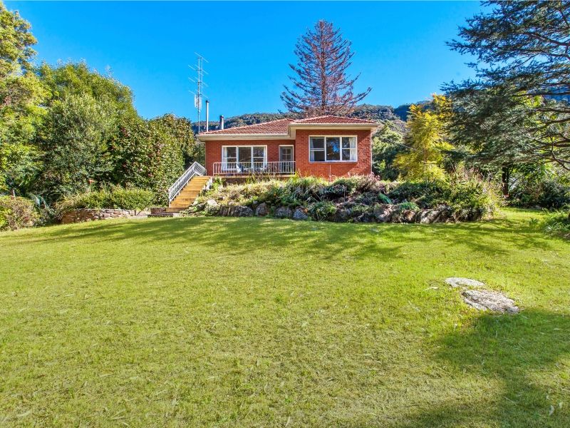 15 Buttenshaw Drive, Coledale NSW 2515