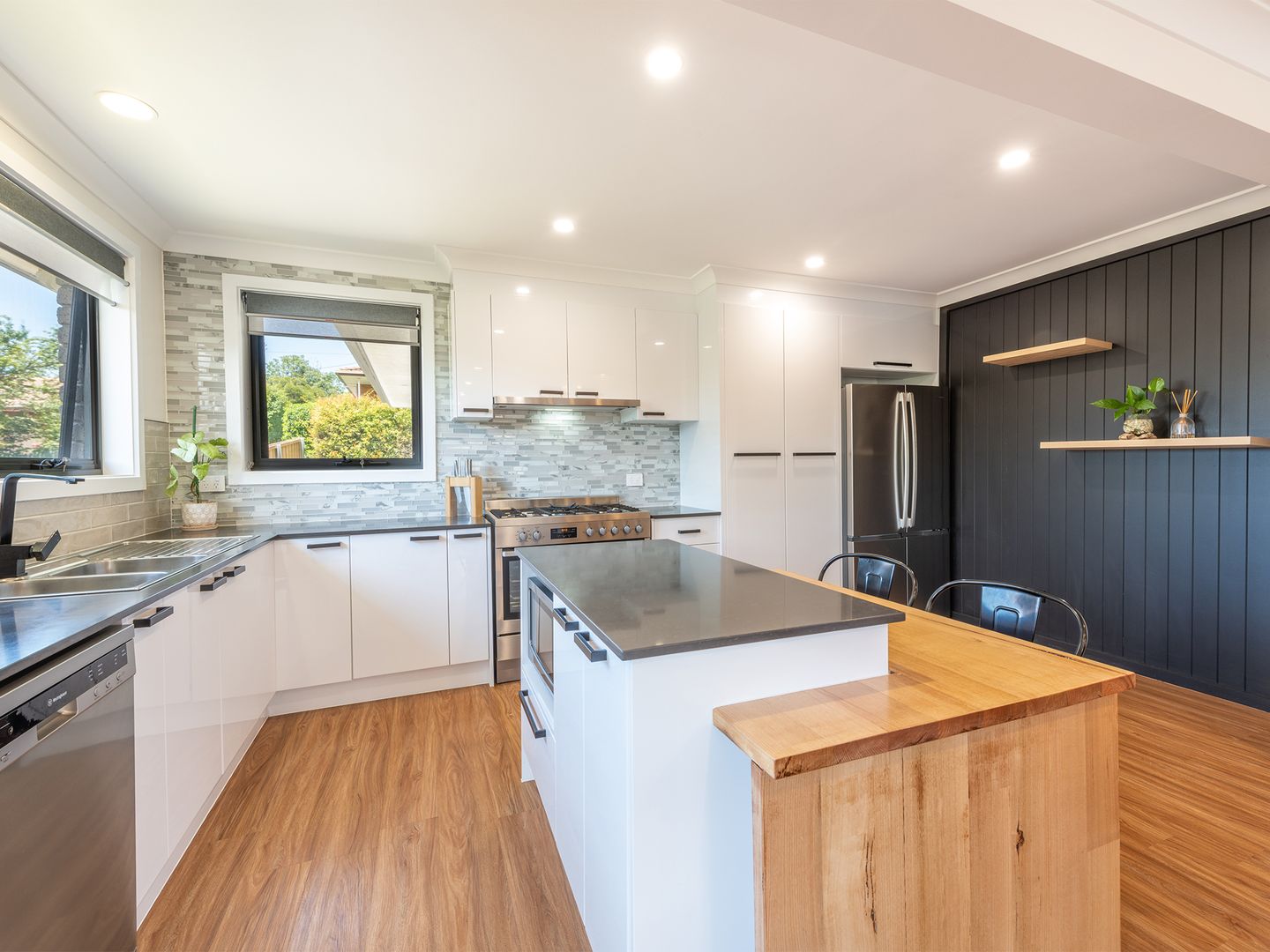 71A Roslyn Avenue, Kingston Beach TAS 7050, Image 2