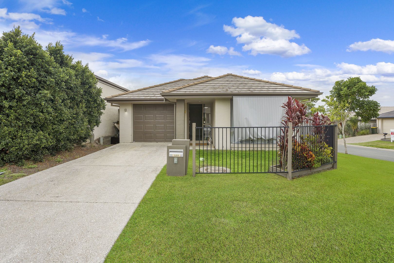 6 Kingston Court, North Lakes QLD 4509