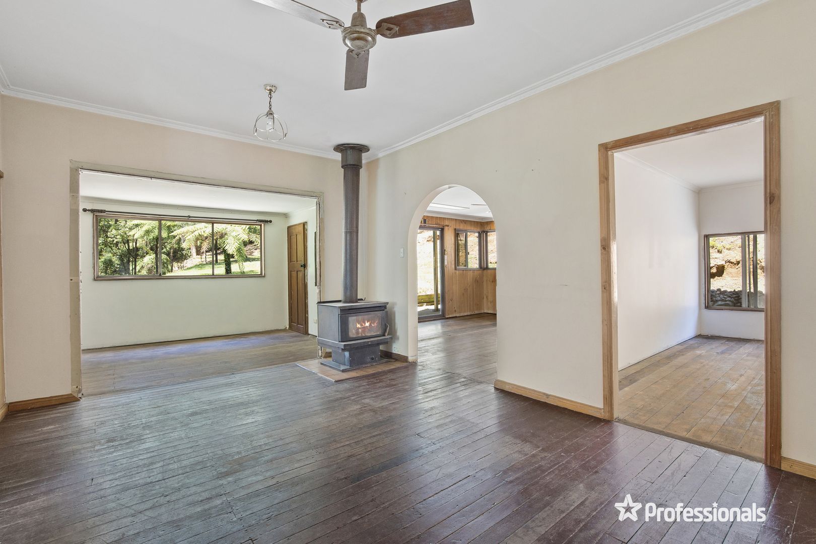 29 Forest Road, Wesburn VIC 3799, Image 2