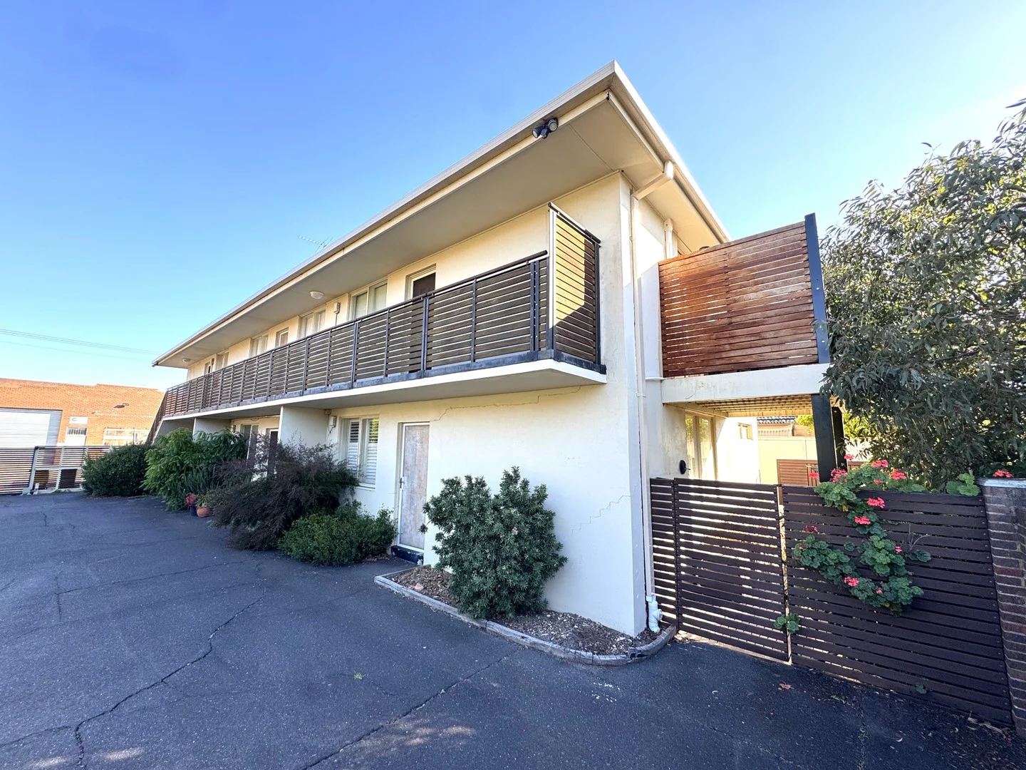 2/35 Henkel Street, Brunswick VIC 3056