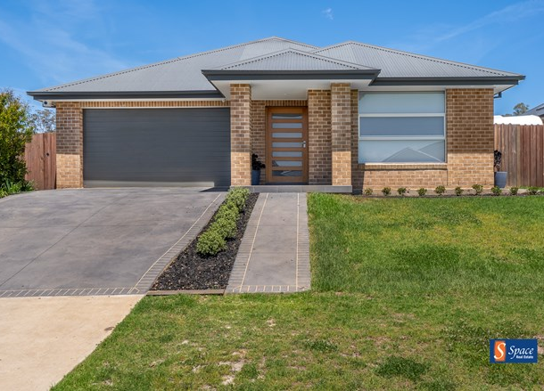 11 Sutton Crescent, Wilton NSW 2571