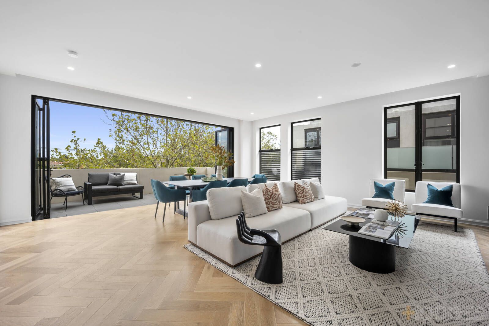 3 bedrooms Apartment / Unit / Flat in 6/67-69 Well Street BRIGHTON VIC, 3186