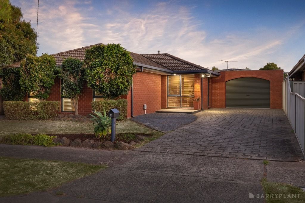 32 Fenton Court, Keysborough VIC 3173, Image 0