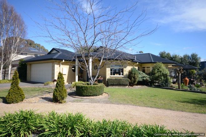 Picture of 36 Lake Shore Drive, NEWLANDS ARM VIC 3875