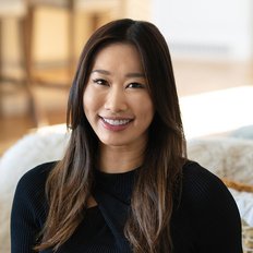 Christina Heng, Sales representative
